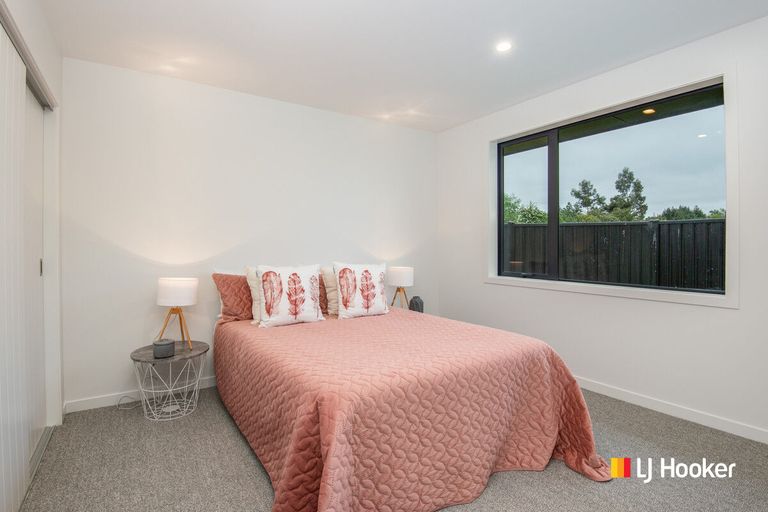 Photo of property in 44 Constitution Avenue, Milton, 9220