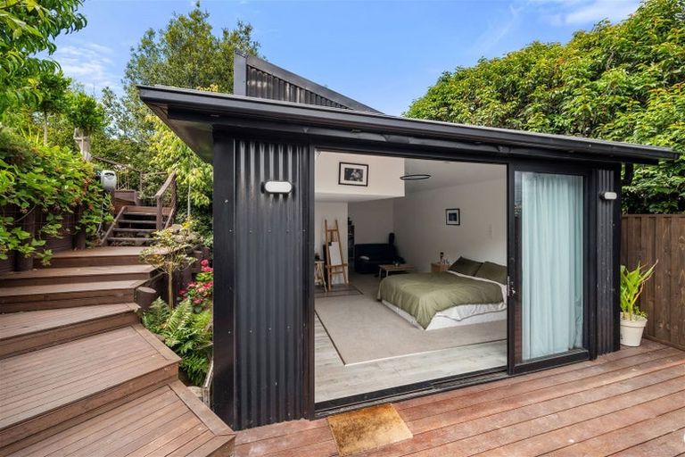 Photo of property in 94a Dyers Pass Road, Cashmere, Christchurch, 8022