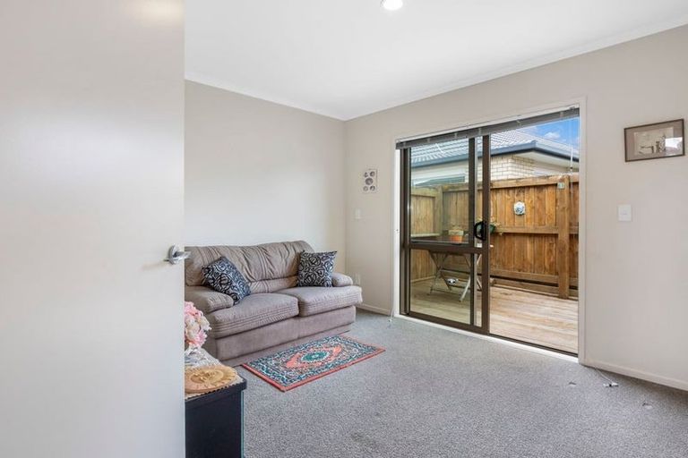 Photo of property in Trackside Villas, 4/91 Mako Mako Road, Levin, 5510