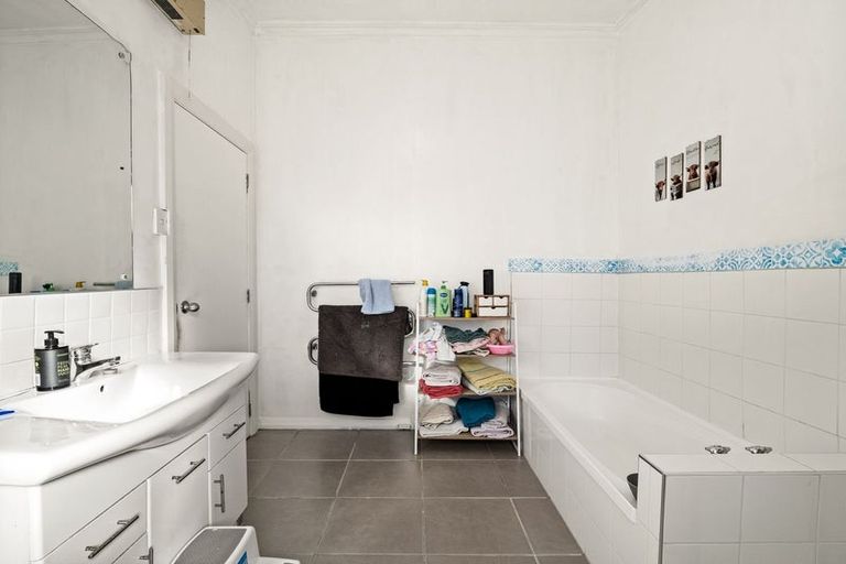 Photo of property in 31 Eskvale Street, Saint Kilda, Dunedin, 9012