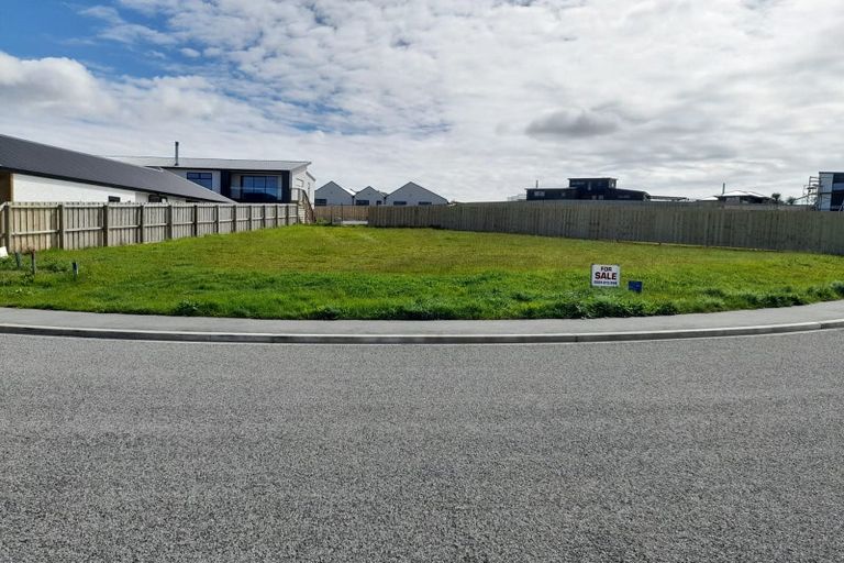 Photo of property in 3 Ra Hana Place, Diamond Harbour, 8971