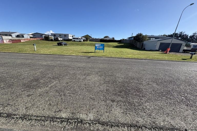 Photo of property in 61 Gawler Street, Te Horo Beach, Otaki, 5581