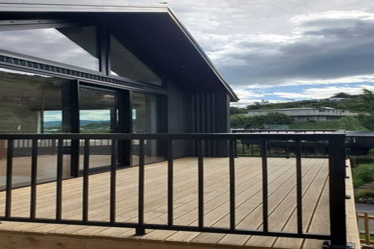 Photo of property in 17d Cornwall Road, Lyttelton, 8082