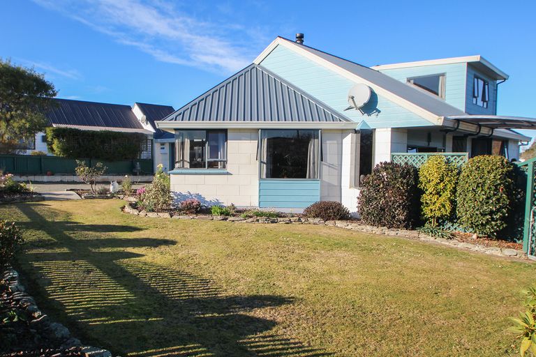 Photo of property in 3 Grove Avenue, Weston, Oamaru, 9401