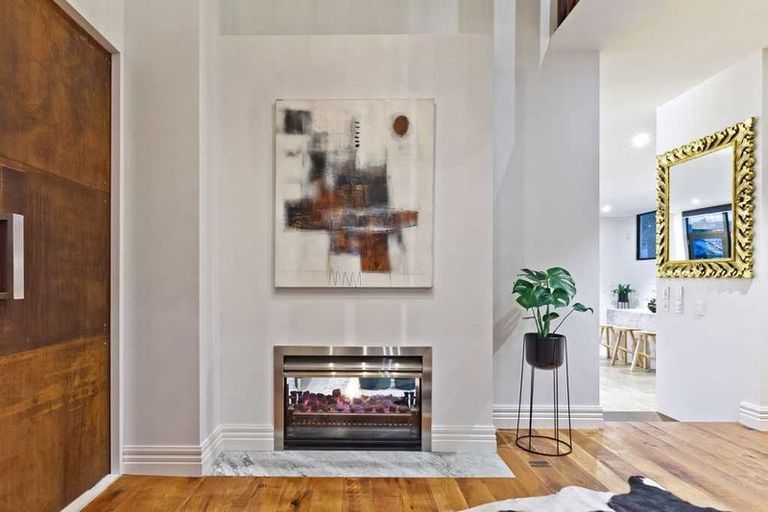 Photo of property in 109a Beach Road, Castor Bay, Auckland, 0620