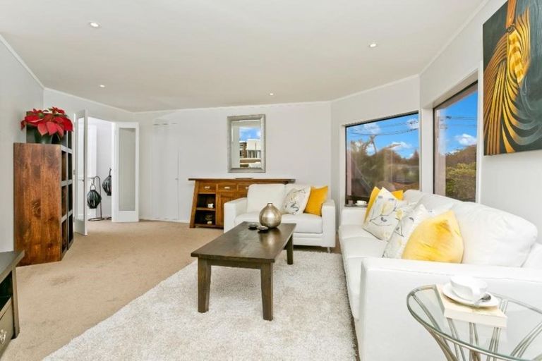 Photo of property in 1/75 Castor Bay Road, Castor Bay, Auckland, 0620