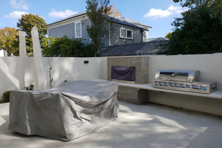 Photo of property in 4/52 Fendalton Road, Fendalton, Christchurch, 8014