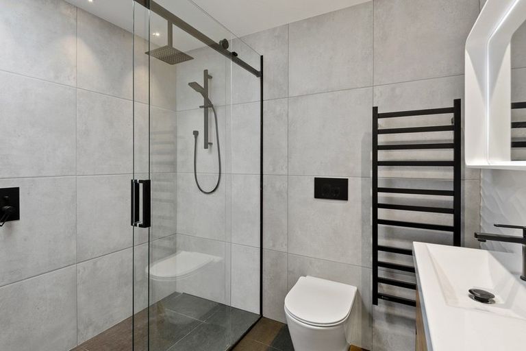 Photo of property in 132 Clyde Road, Ilam, Christchurch, 8041