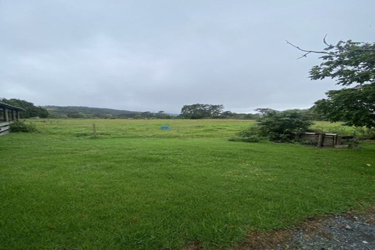 Photo of property in 281 Riverhead Road, Riverhead, 0892