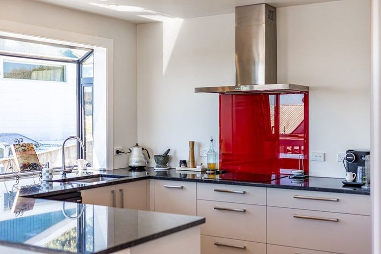 Photo of property in 6 Ettrick Grove, Papakowhai, Porirua, 5024