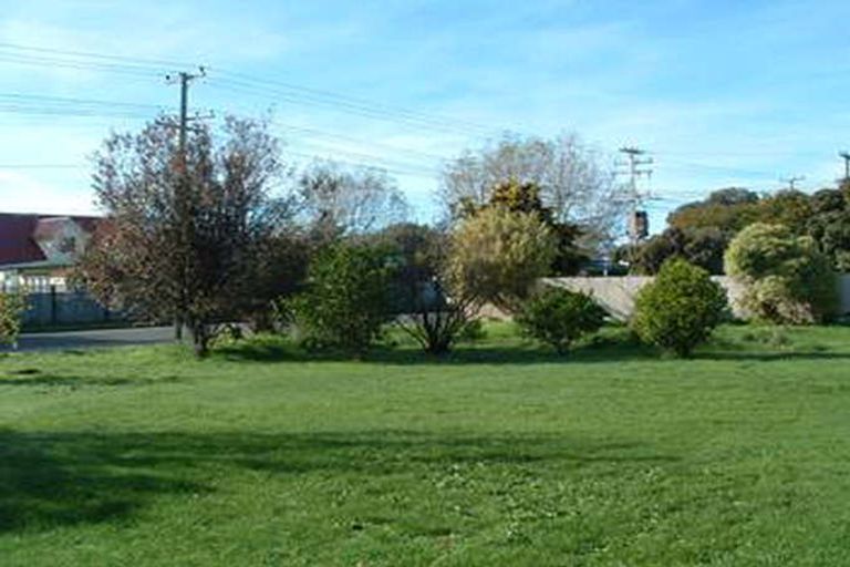 Photo of property in 64a Cologne Street, Martinborough, 5711