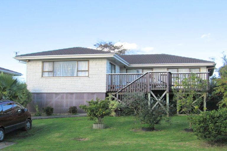 Photo of property in 50 Zelda Avenue, Clover Park, Auckland, 2023