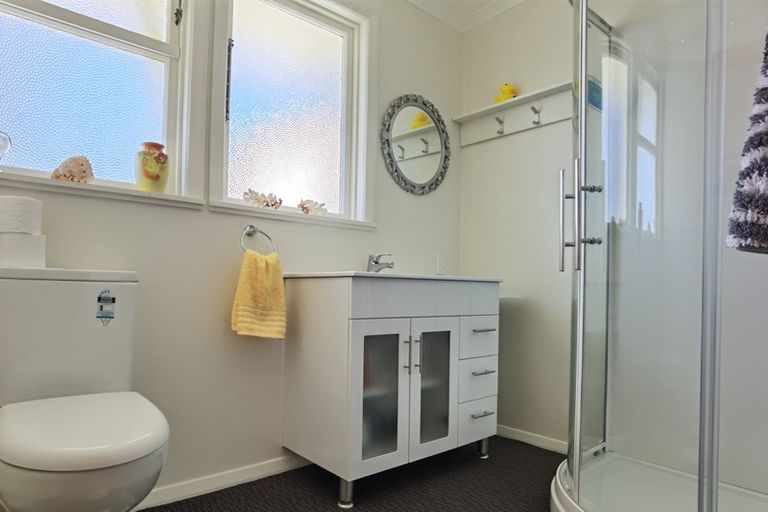 Photo of property in 19 Main Road, Harihari, 7884