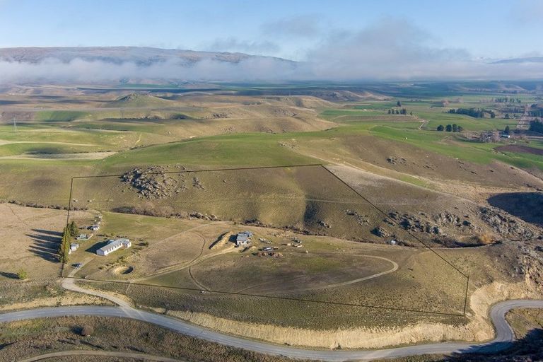 Photo of property in 102 Ruffell Road, Tarras, Cromwell, 9383