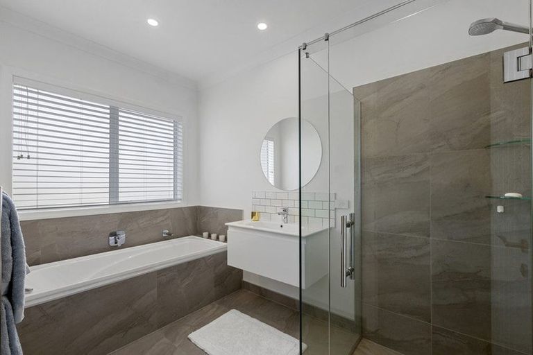 Photo of property in 18 Wills Road, Bell Block, New Plymouth, 4312