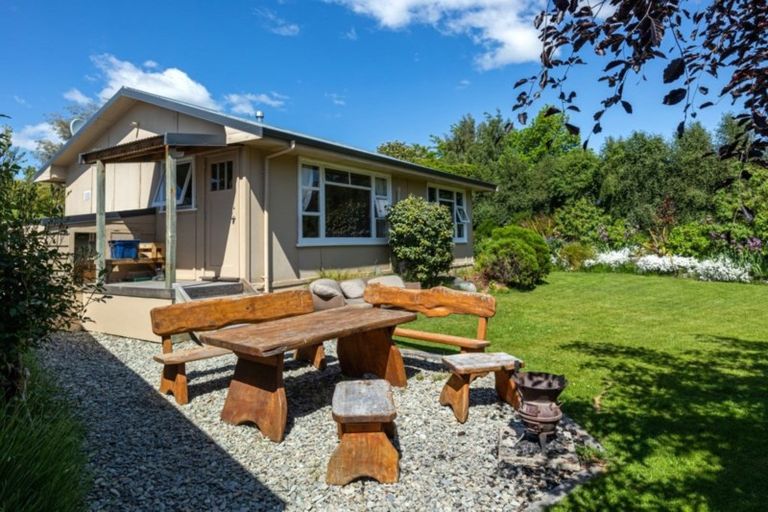 Photo of property in 3 Roto Place, Lake Tekapo, 7999