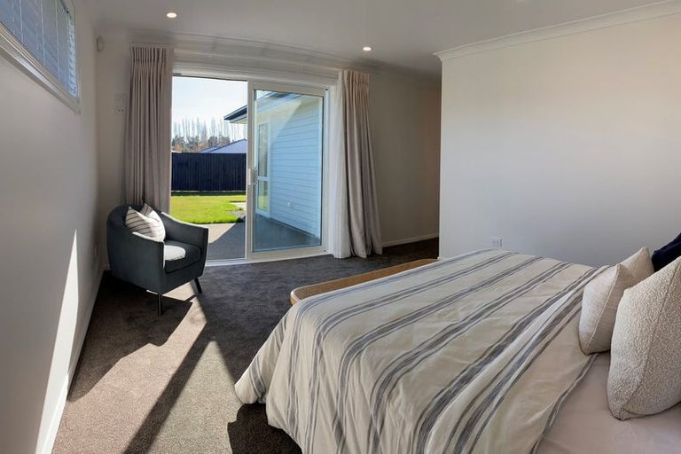 Photo of property in 26 Mcquillan Avenue, Woodend, 7610