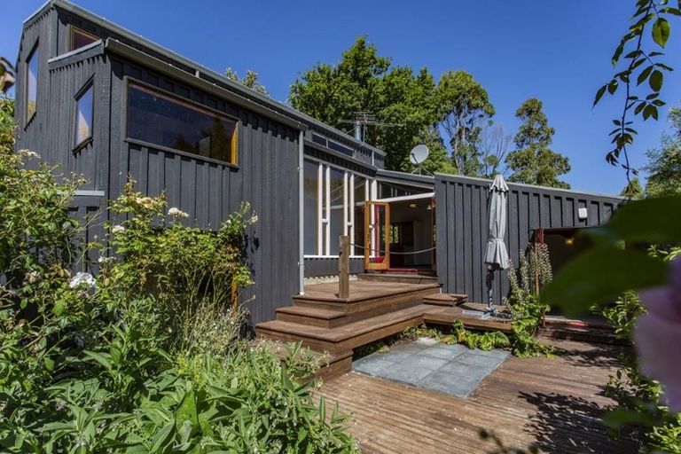 Photo of property in 189 Main Road, Allandale, Lyttelton, 8971