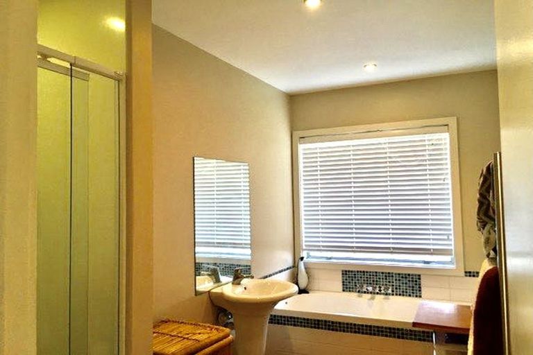 Photo of property in 1/46 Bryndwr Road, Fendalton, Christchurch, 8052