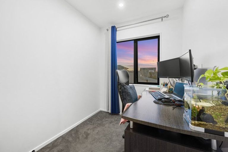 Photo of property in 4/143 Portage Road, New Lynn, Auckland, 0600