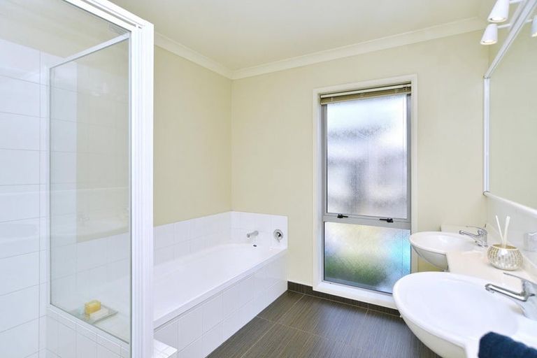 Photo of property in 3 Puhara Avenue, Parklands, Christchurch, 8083