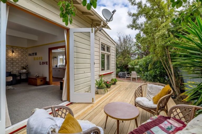 Photo of property in 107 Pembroke Street, Carterton, 5713