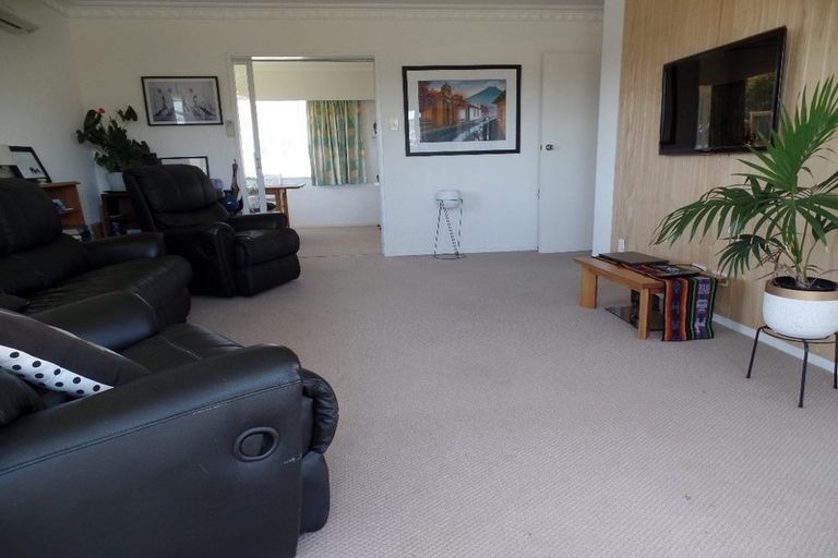 Photo of property in 2 Tupaea Place, Otumoetai, Tauranga, 3110