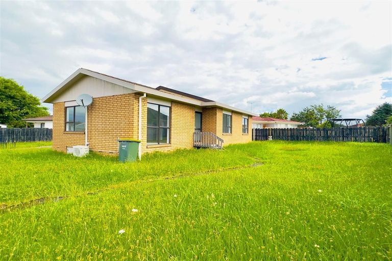Photo of property in 44 Trimdon Street, Randwick Park, Auckland, 2105