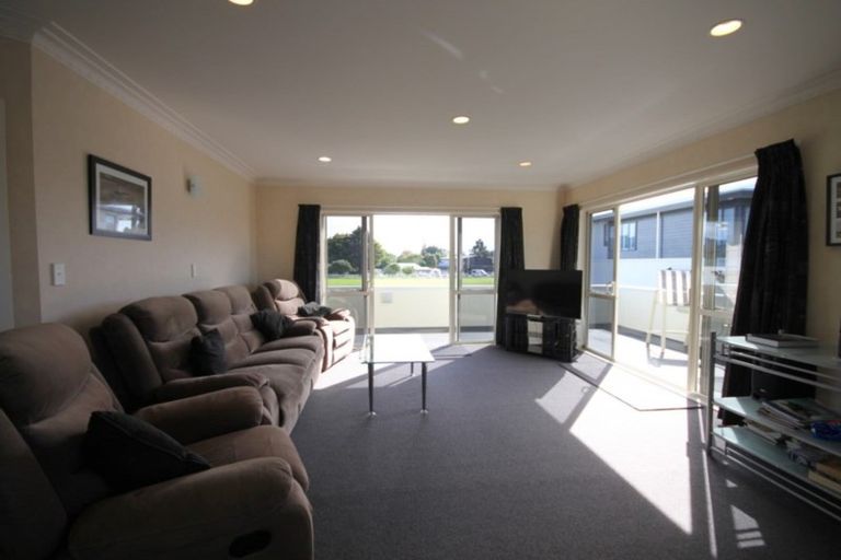 Photo of property in 17 Centreway, Pauanui, Hikuai, 3579