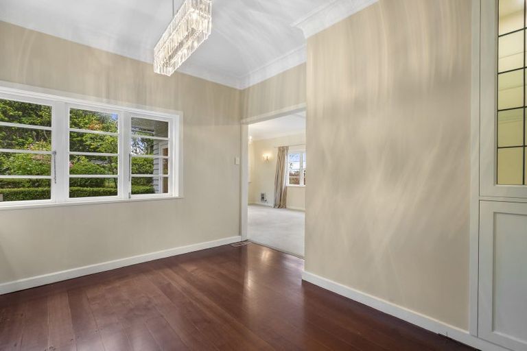 Photo of property in 1 Homewood Avenue, Karori, Wellington, 6012