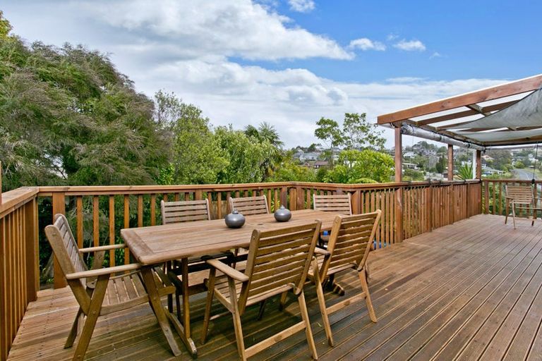 Photo of property in 42 Maxwelton Drive, Mairangi Bay, Auckland, 0630