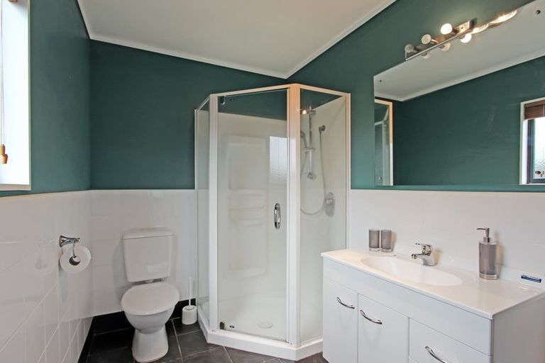 Photo of property in 14 Shirley Street, Mangakakahi, Rotorua, 3015