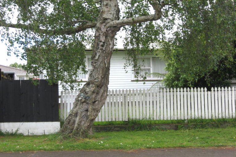 Photo of property in 1/27 Tairere Crescent, Rosehill, Papakura, 2113