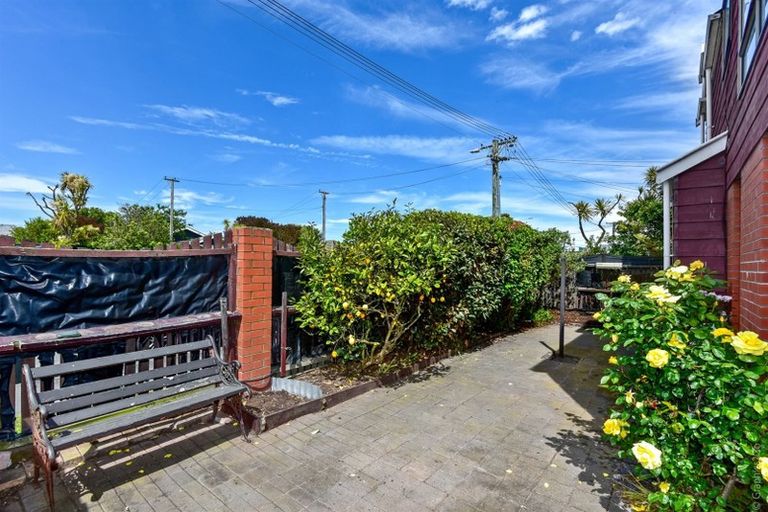 Photo of property in 1/166 Shaw Avenue, New Brighton, Christchurch, 8083