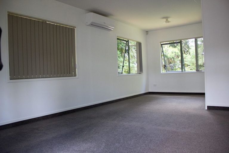 Photo of property in 27a Tirimoana Road, Te Atatu South, Auckland, 0602