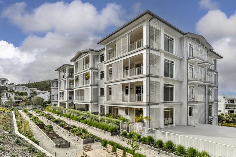 Photo of property in 169 Hibiscus Drive, Orewa, 0931