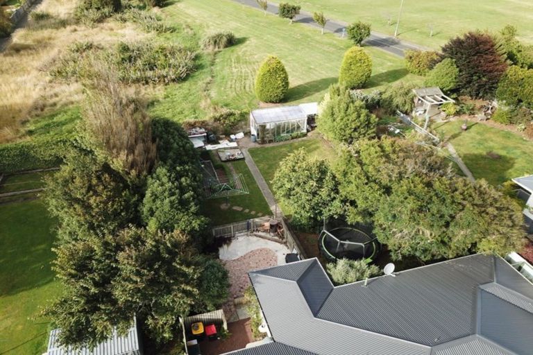 Photo of property in 223 Centre Street, Heidelberg, Invercargill, 9812