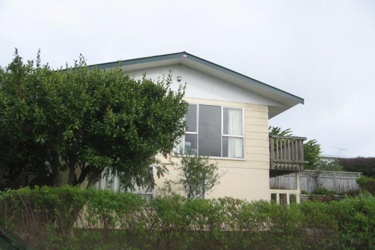 Photo of property in 16 Thimble Lane, Whitby, Porirua, 5024