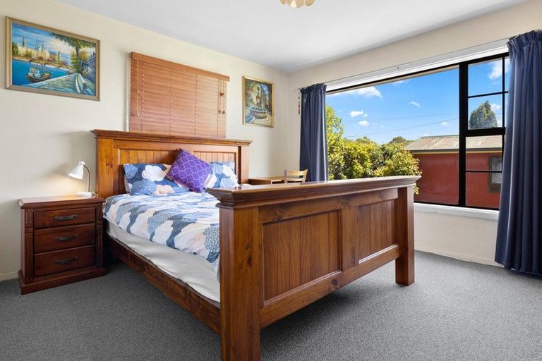 Photo of property in 1/39 Harris Crescent, Papanui, Christchurch, 8053