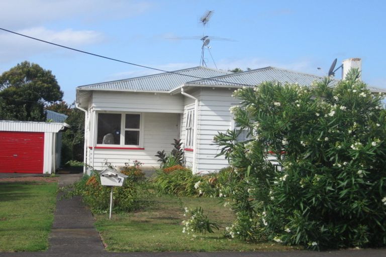 Photo of property in 7 Brook Street, Milford, Auckland, 0620