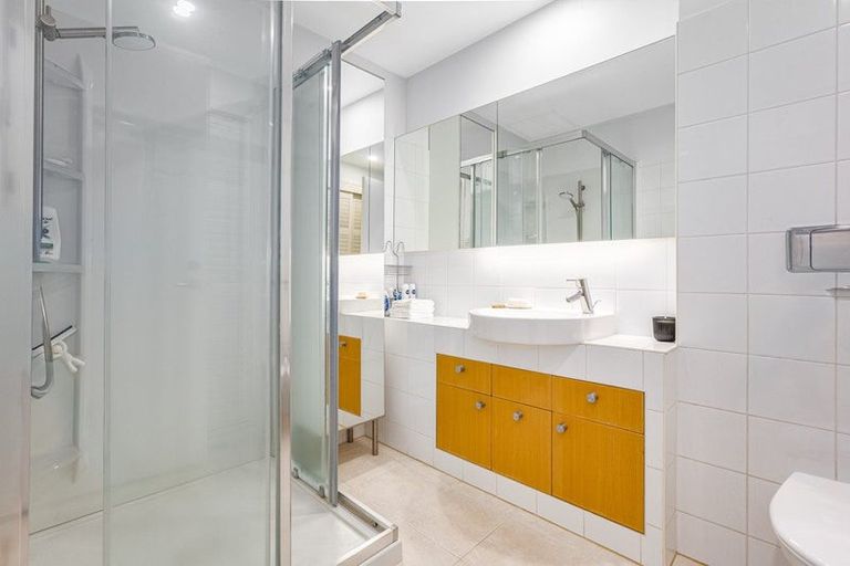 Photo of property in Kate Sheppard Apartments, 8g/42 Molesworth Street, Thorndon, Wellington, 6011