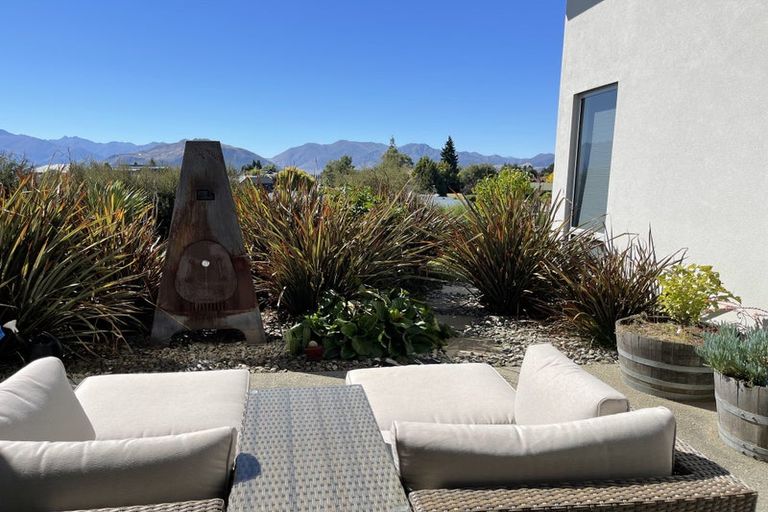 Photo of property in 60 West Meadows Drive, Wanaka, 9305