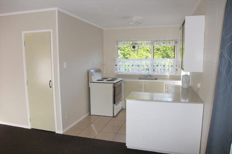 Photo of property in 4 Wyvern Place, Glenfield, Auckland, 0629