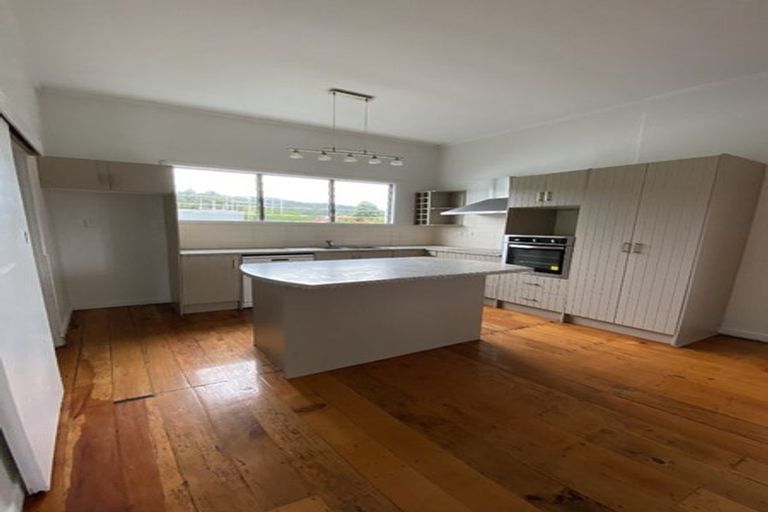 Photo of property in 64 Maunu Road, Avenues, Whangarei, 0110