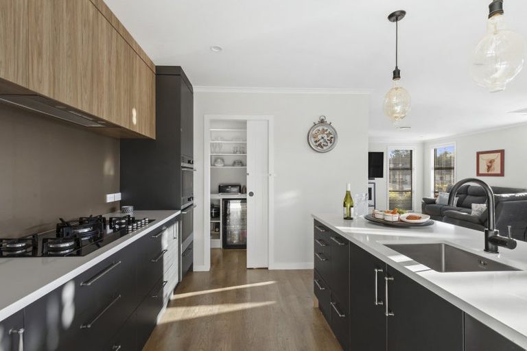 Photo of property in 8 Rylstone Way, Te Kauwhata, 3710