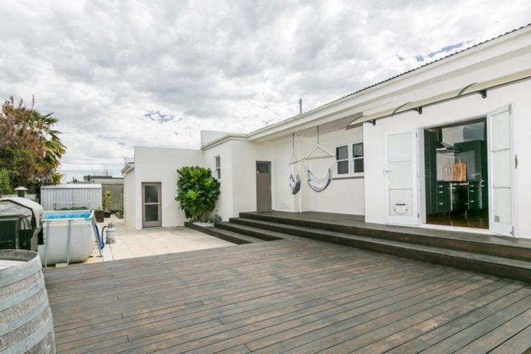 Photo of property in 12 Moeller Street, Taradale, Napier, 4112
