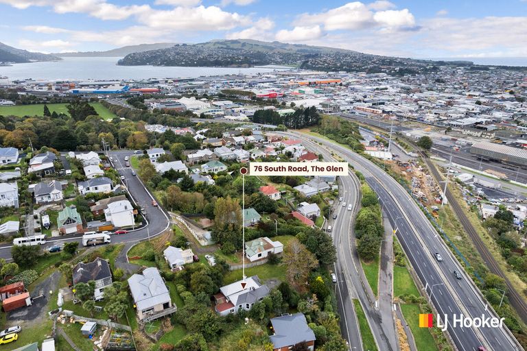 Photo of property in 76 South Road, The Glen, Dunedin, 9011
