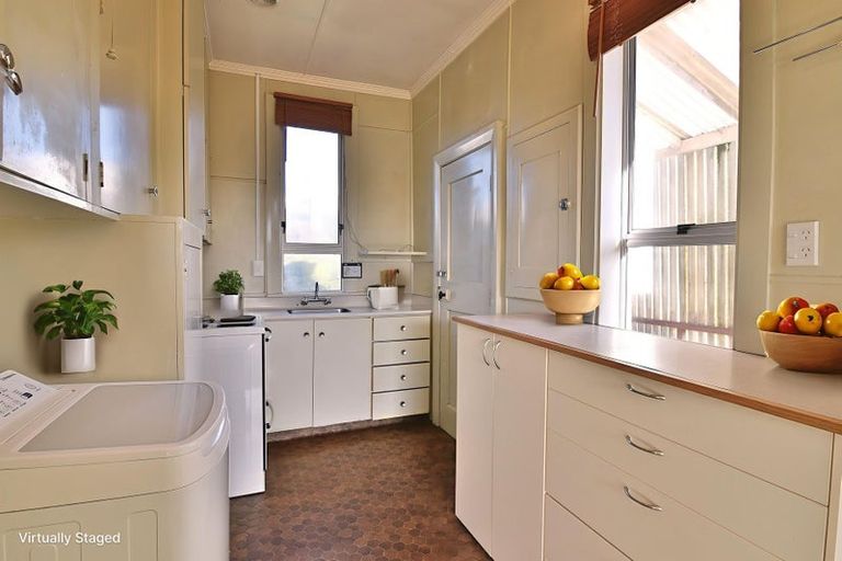 Photo of property in 28 Galloway Street, Mornington, Dunedin, 9011