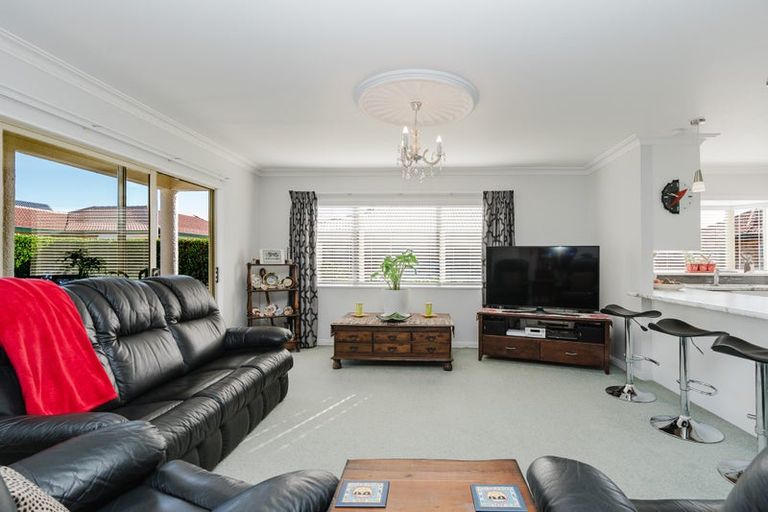 Photo of property in 6 Longford Court, Forest Lake, Hamilton, 3200