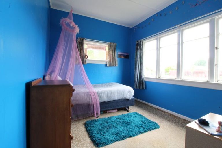 Photo of property in 40 Park Street, Winton, 9720